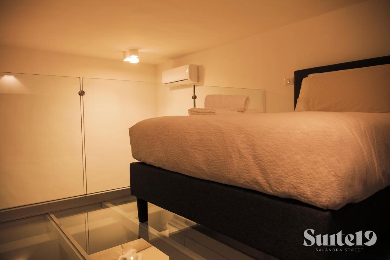 Suite19바리 외부 사진